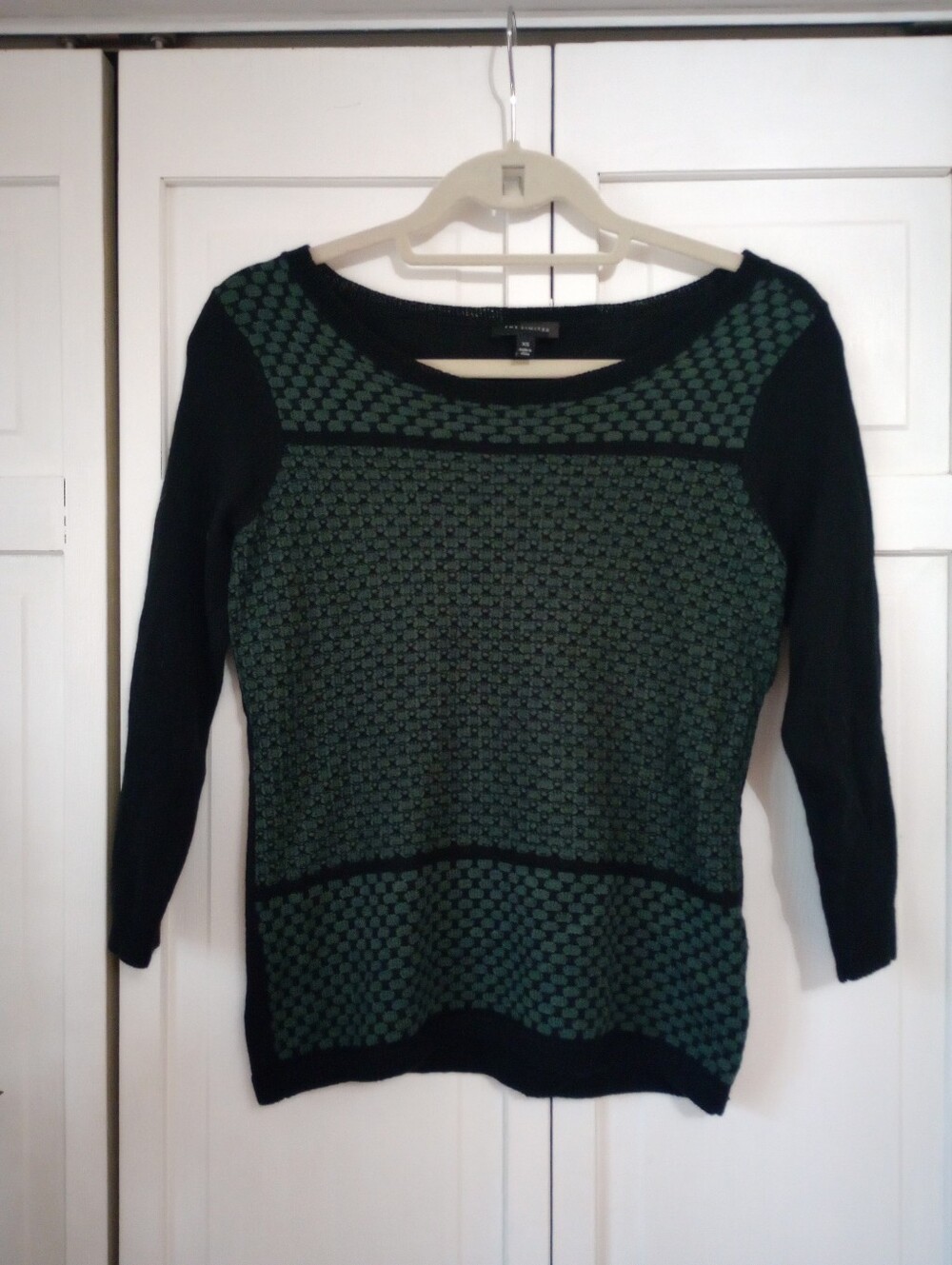 The Limited black and green geometric-patterned scoop neck sweater Size XS
